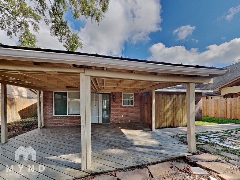 Building Photo - 6918 Foxbrook Dr