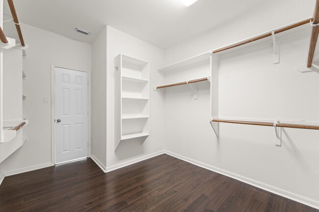 Building Photo - 21231 Rush Hollow Ct
