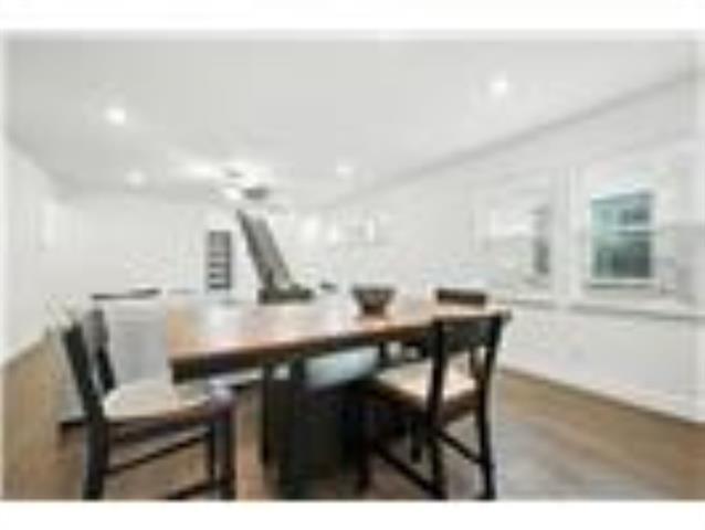 Building Photo - 447 Holly Rd