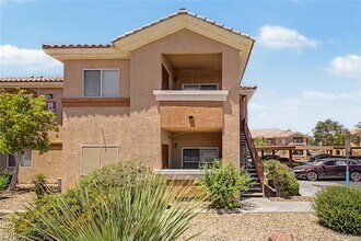 Building Photo - 1050 E Cactus Ave