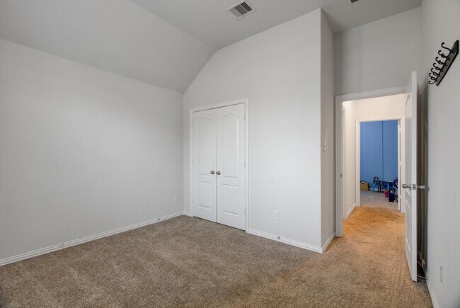 Building Photo - 3334 Tug Wy