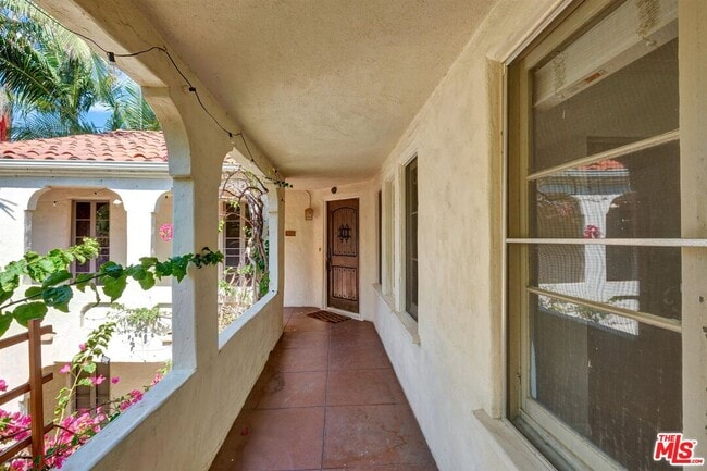 Building Photo - 458 Smithwood Dr