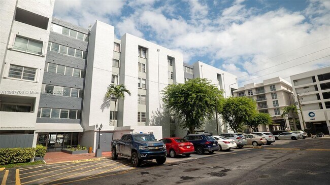 Primary Photo - 750 NW 43rd Ave