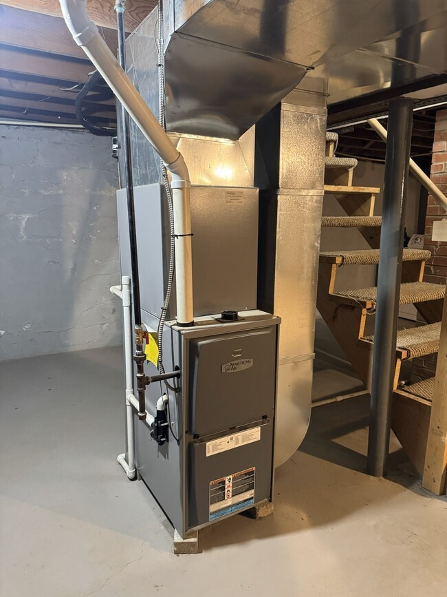 Building Photo - 500 Sunset Blvd