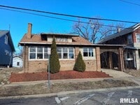 Building Photo - 513 W Loucks Ave