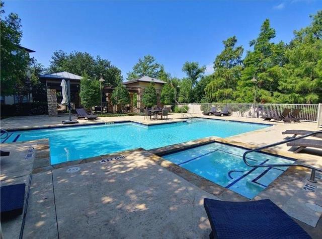 Building Photo - 420 Water's Edge Drive