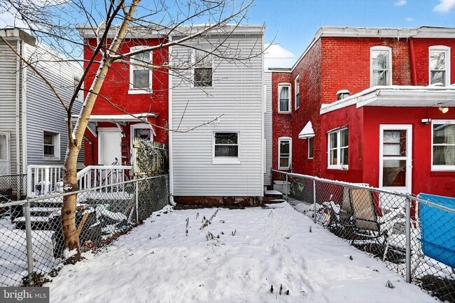 Building Photo - 130 Liberty St