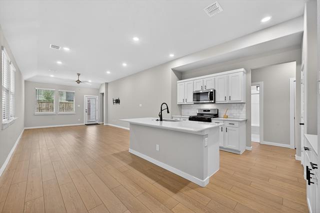 Building Photo - 222 Goosewood Dr