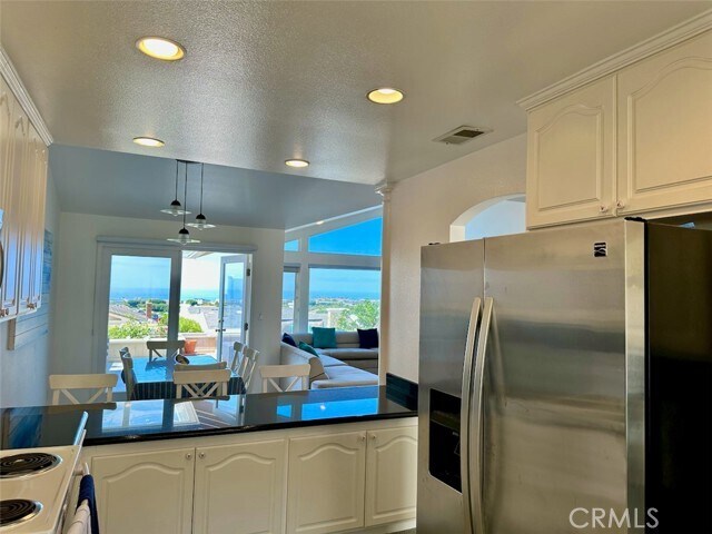 Building Photo - 33635 Capstan Dr