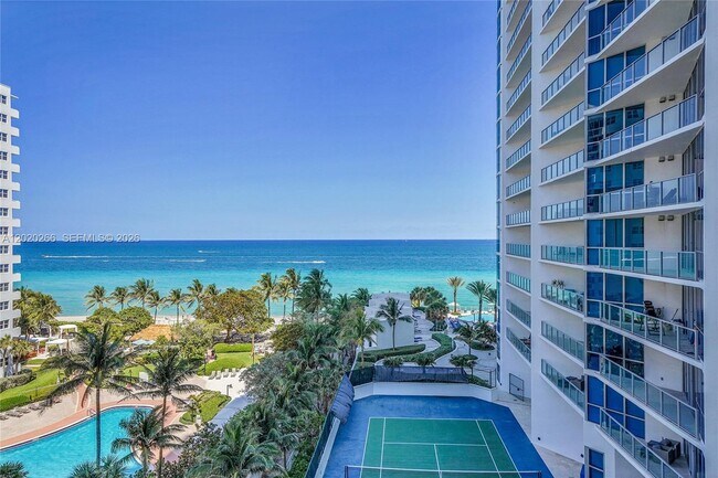 Building Photo - 3101 S Ocean Dr