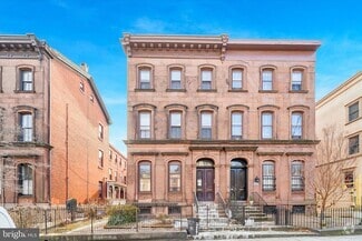 Building Photo - 2008 W Girard Ave