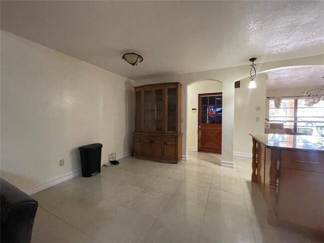 Building Photo - 3929 Orange Lake Dr