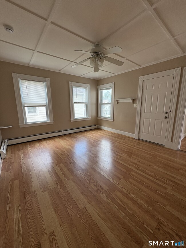 Building Photo - 128 S Whittlesey Ave