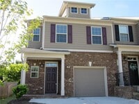 Building Photo - 2729 Morgan Glen Rd NE