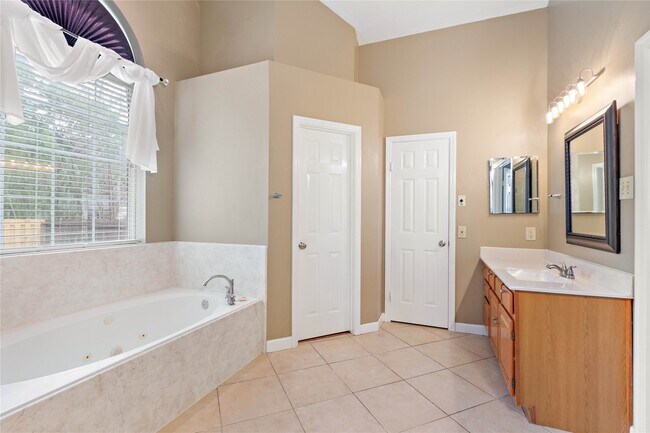 Building Photo - 54 S Summer Cloud Dr