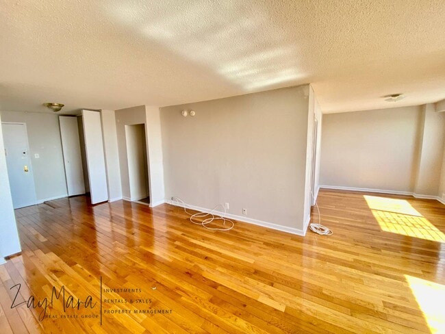 Building Photo - 40 E Sidney Ave