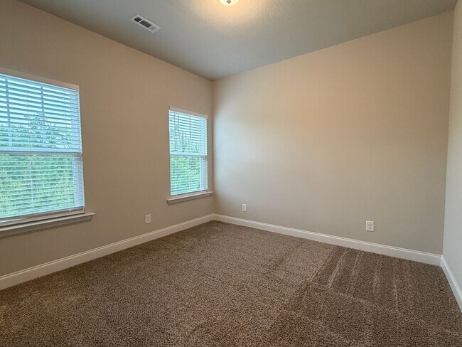 Building Photo - Gregory Landing - Aiken County