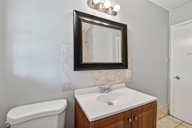 Building Photo - 3918 Tavenor Ln