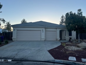 Building Photo - 7563 N Carnegie Ave