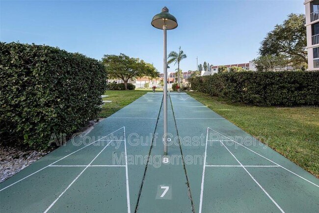 Building Photo - 232 St Augustine Ave