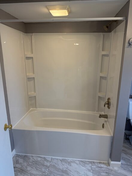 Building Photo - 712 Roanoke St