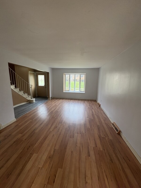 Building Photo - 6094 Andover Blvd