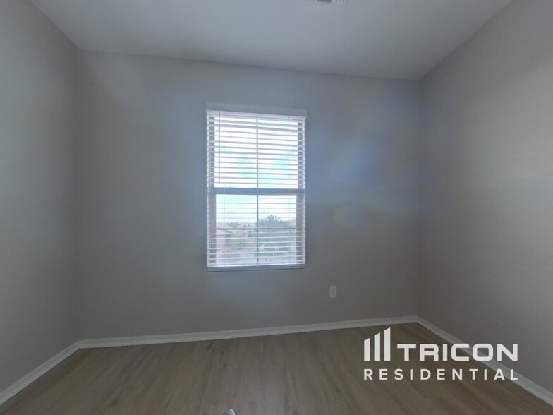 Building Photo - 23844 W Papago St
