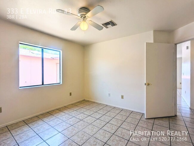 Building Photo - Spacious 3Bed/2Bath at Barrio Nopal, near ...