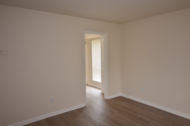 Building Photo - 14410 Muirfield Ln