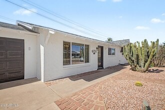 Building Photo - 8725 E Coronado Rd