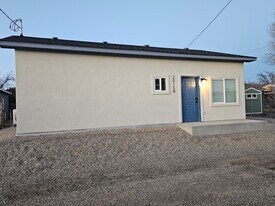 Building Photo - 2015 Elm Ave