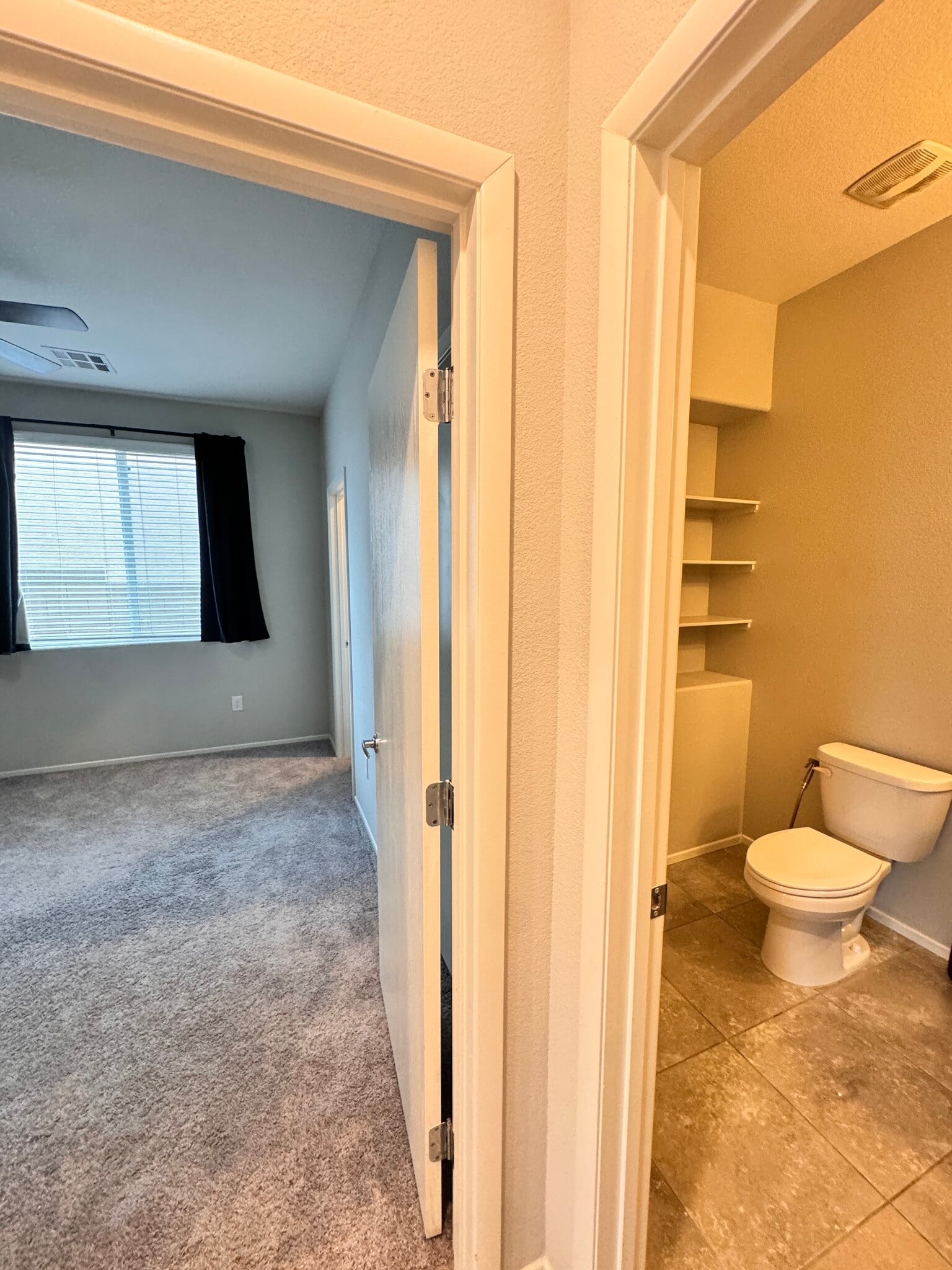 Building Photo - 4018 White Opal St