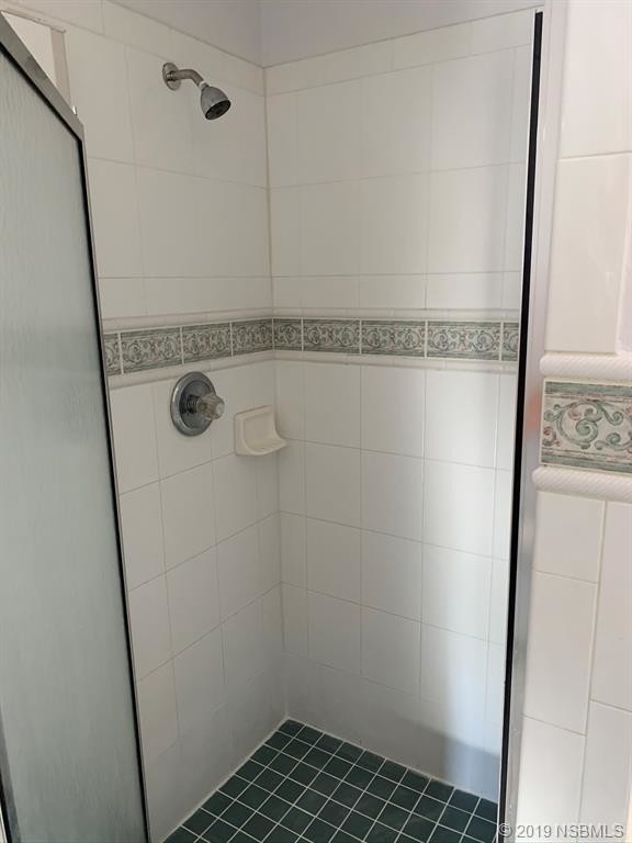 Building Photo - 3404 Juniper Dr