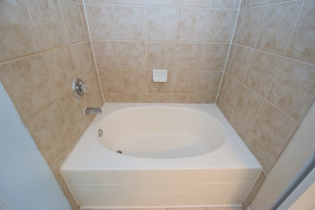 Building Photo - 12707 Boheme Dr