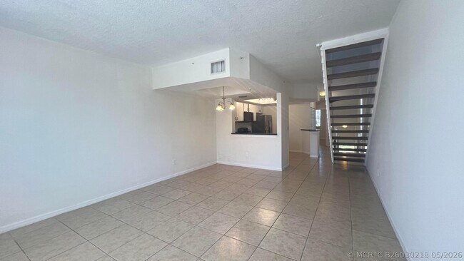 Building Photo - 735 SW 148th Ave