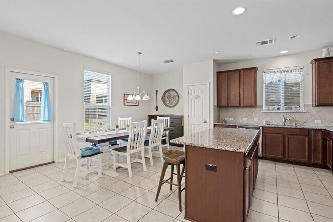 Building Photo - 11720 Amber Stream Ln