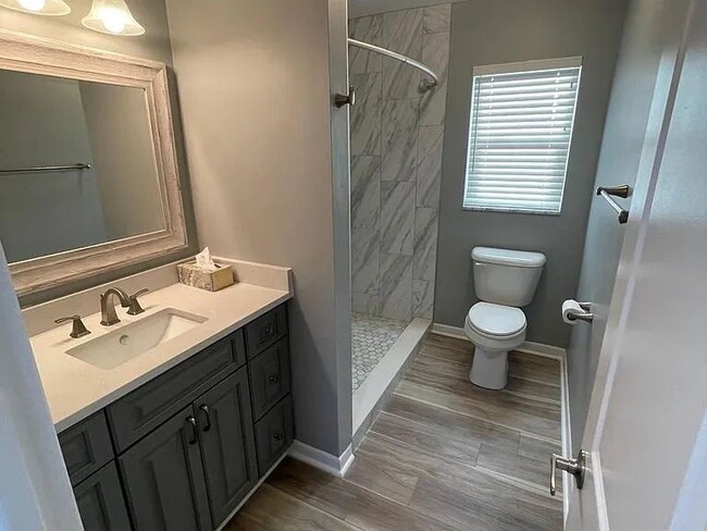 Building Photo - Fully renovated 3 bedrooms with 2 full baths single-family home in Oakford Park, a few minutes wa...