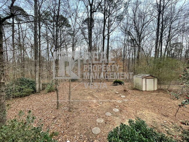 Building Photo - 1106 Ahwenasa Trail