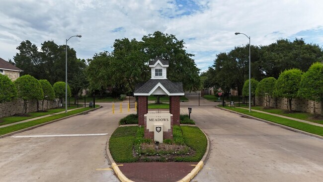 Building Photo - 23707 Hackberry Dr
