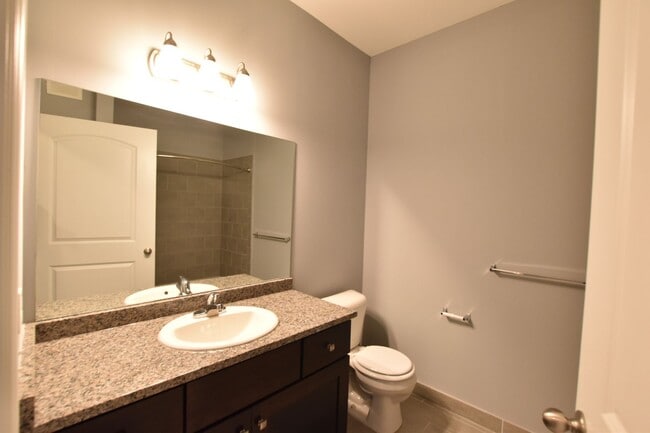 Building Photo - Shelby Township, 1st Floor Access!  2 Bedrooms, 2-Baths, att. Garage