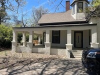 Building Photo - 402 S Pearl St