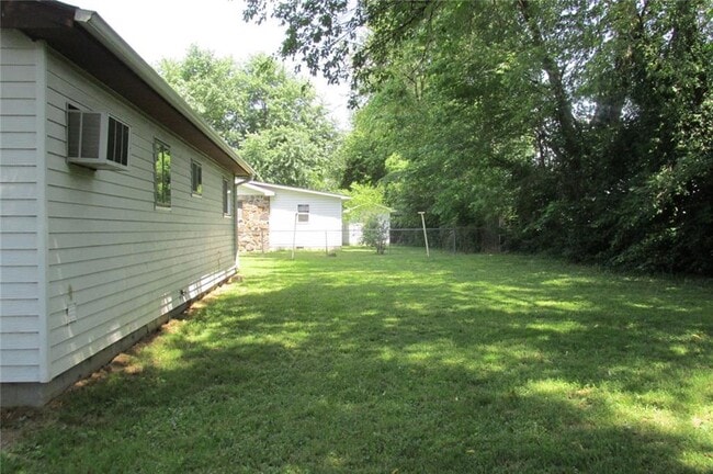 Building Photo - 301 El Paso St SW