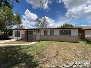 Building Photo - 9202 Silver Hill