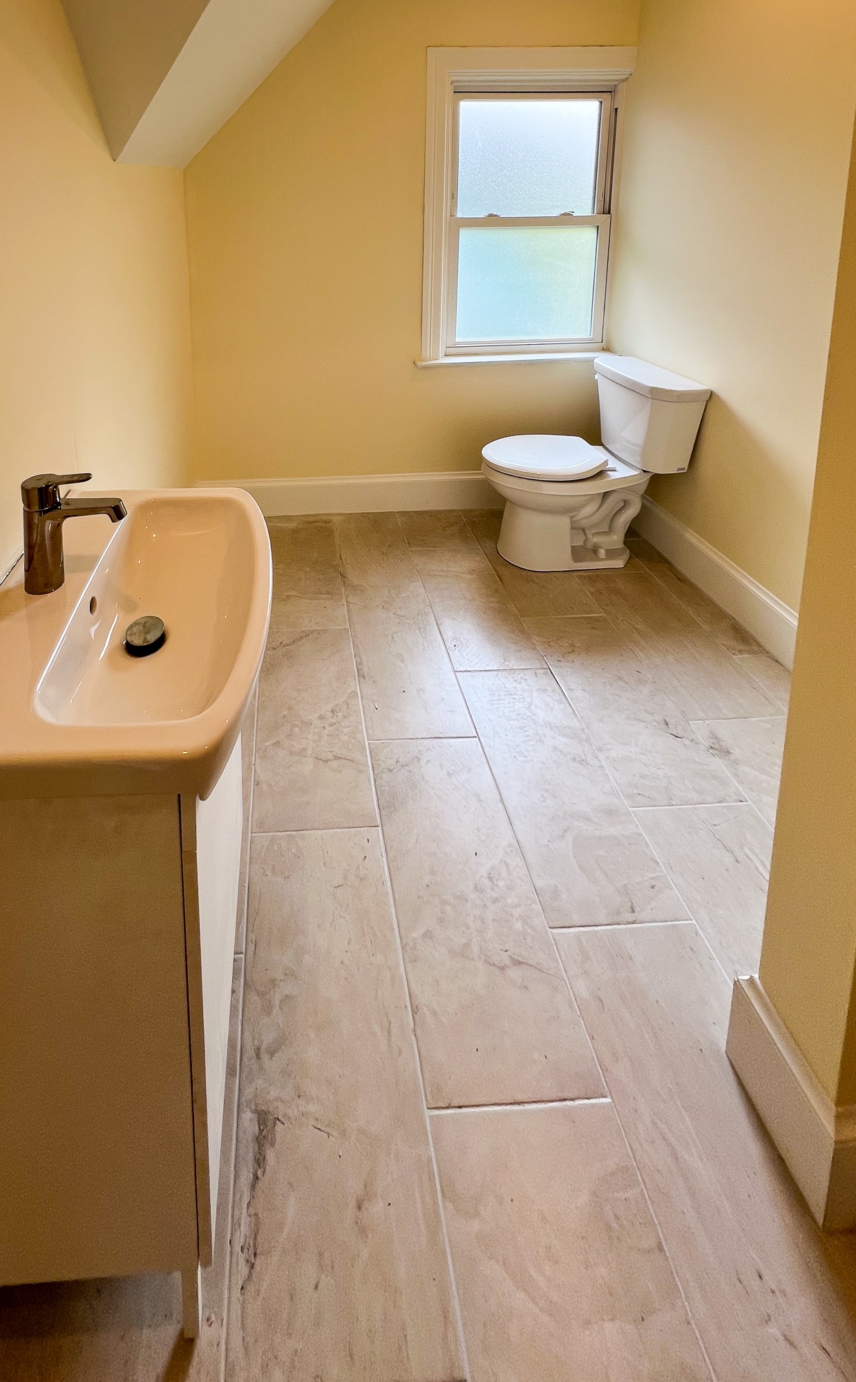 Bathroom - 926 Savannah Ave