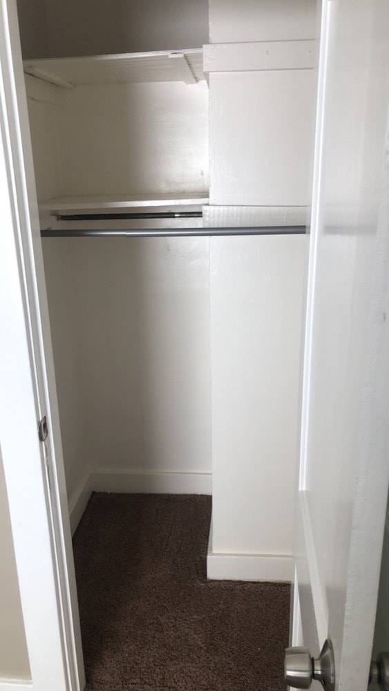 Building Photo - 211 Hadley Ave