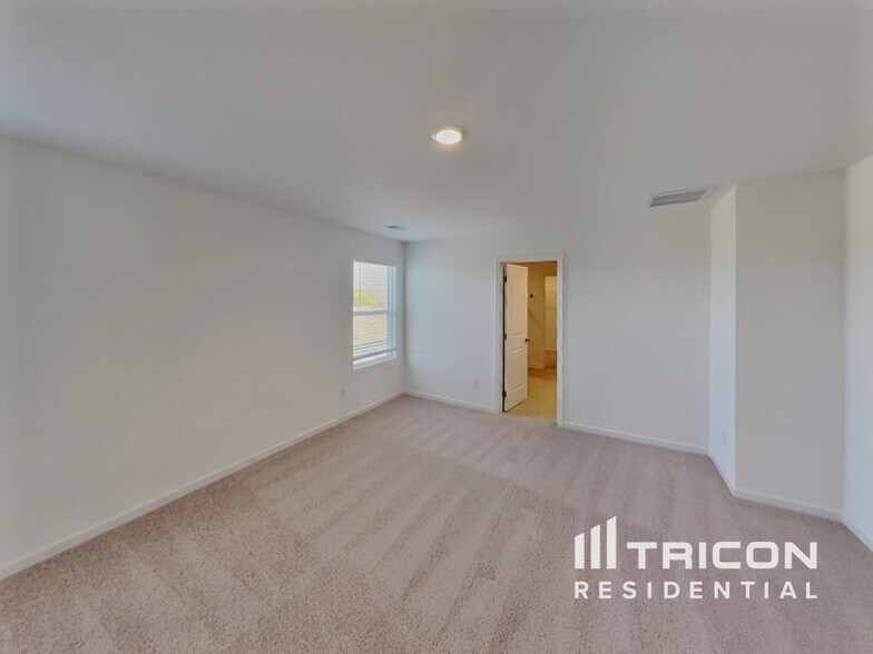 Building Photo - 281 Subban Ct