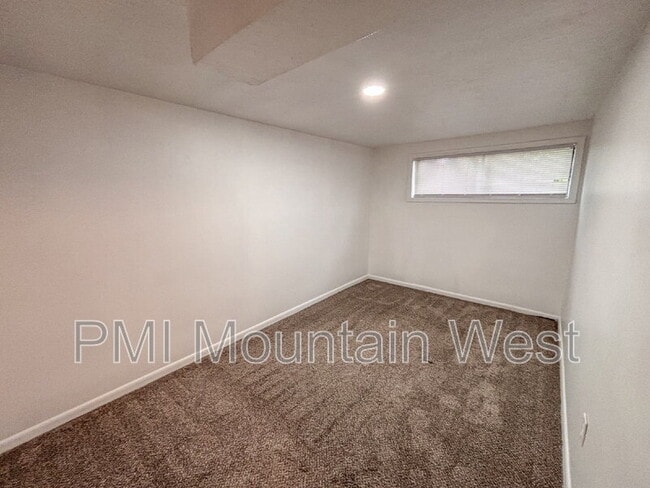 Building Photo - 4675 S 1300 E