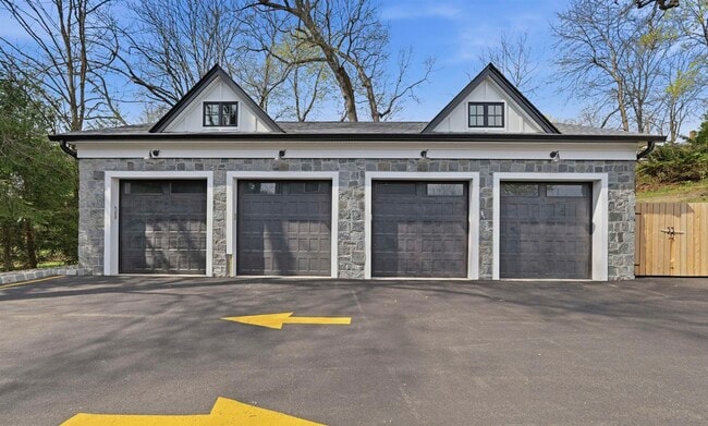 Building Photo - 603 Springfield Ave