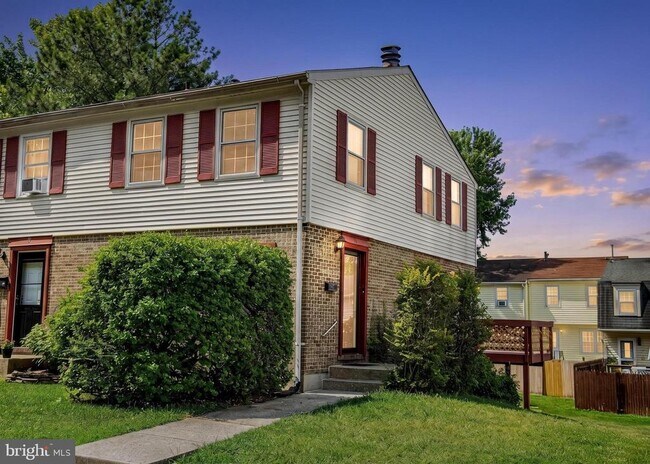 Building Photo - 15 Burnsway Ct