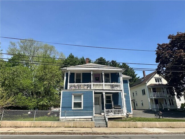 Building Photo - 373-373 Old River Rd